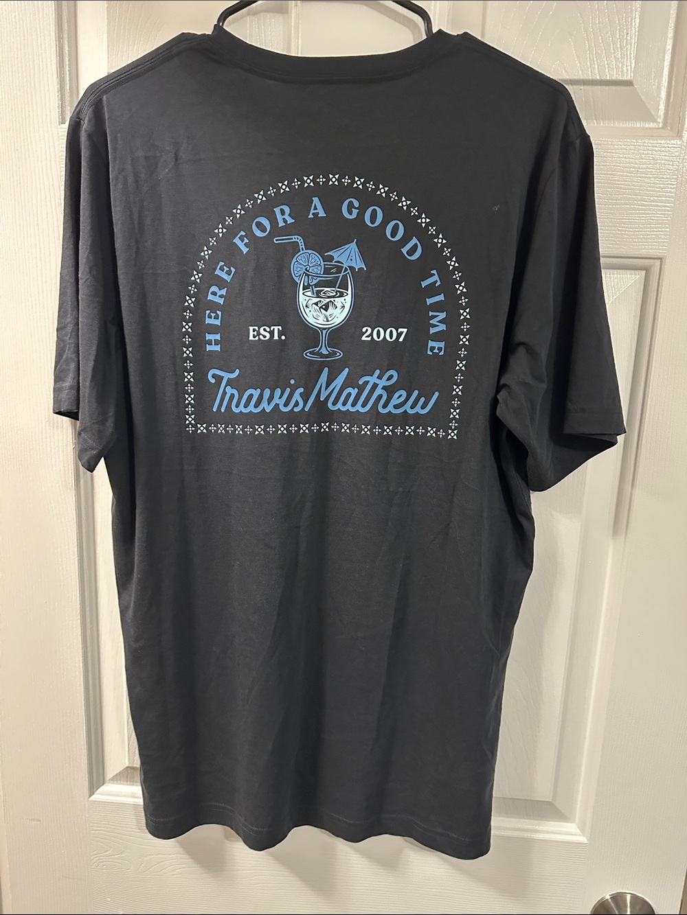 Travis Mathew Charcoal Short-Sleeve Tee with Light Blue Graphic New without tag